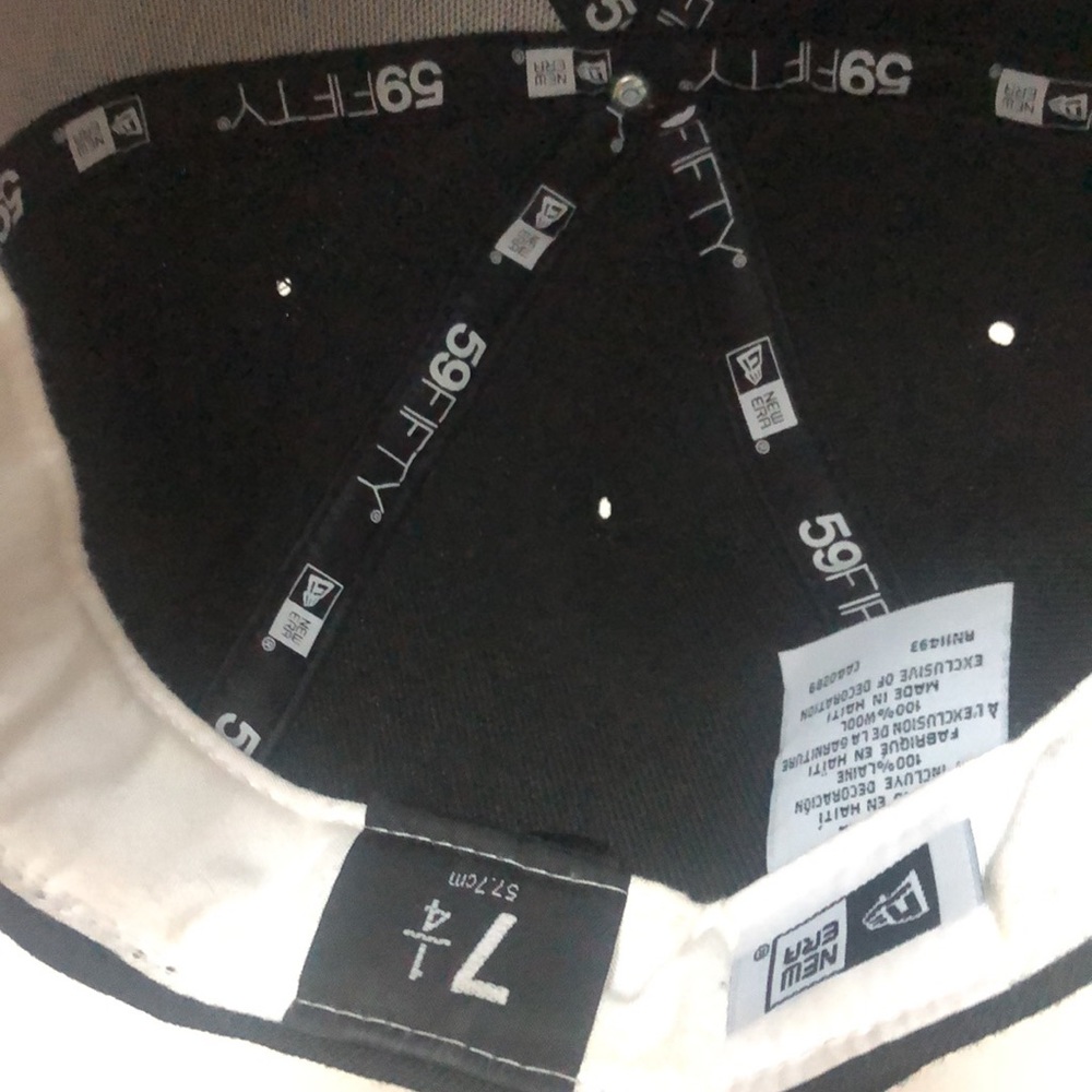 Fitted cap - Picture 4 of 4